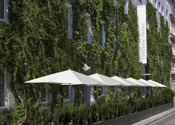 Отель The Harmonie Vienna, Bw Premier Collection 4*
