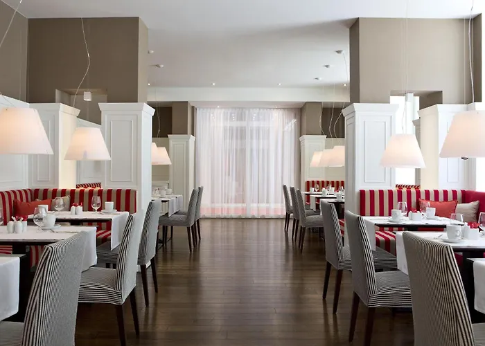 ホテル The Harmonie Vienna, Bw Premier Collection 4*